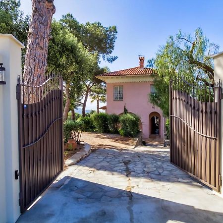 Stunning Seaview Villa. Villefranche Sur Mer Екстер'єр фото